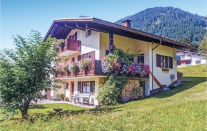 Three-Bedroom Apartment in St. Gallenkirch